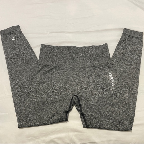 Gray Gymshark Leggings - Picture 2 of 3